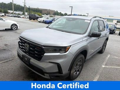 Certified 2025 Honda Pilot TrailSport