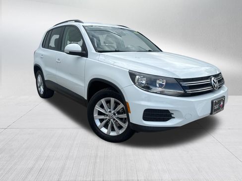 Used 2015 Volkswagen Tiguan S image 3