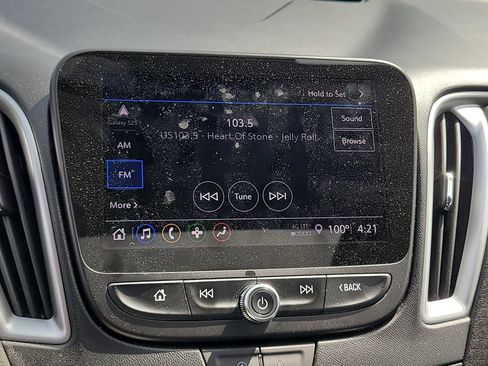 Used 2023 Chevrolet Malibu LT FWD image 19