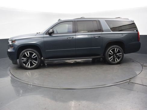 Used 2020 Chevrolet Suburban Premier w/ RST 6.2L Performance Edition image 2