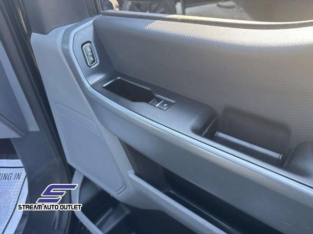 Used 2023 Ford F150 XLT w/ XTR Package AWD/4WD image 14
