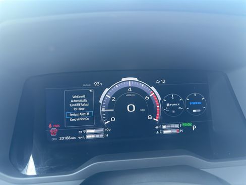 Used 2025 Toyota Sequoia Limited AWD/4WD image 15
