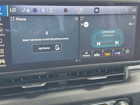 Used 2024 Jeep Gladiator Sport AWD/4WD image 19