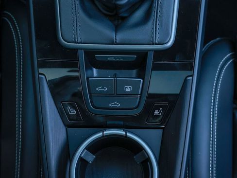 Certified 2024 Porsche 911 Carrera GTS image 29