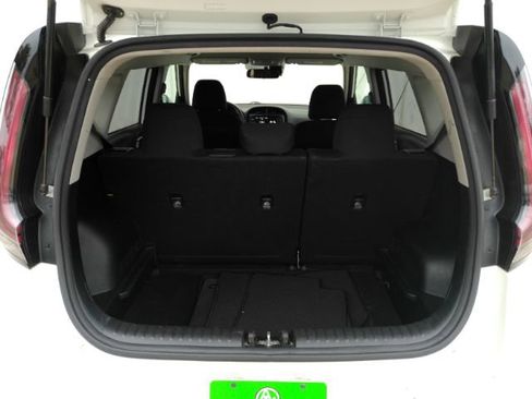 Used 2023 Kia Soul LX w/ Option Group 015 image 23
