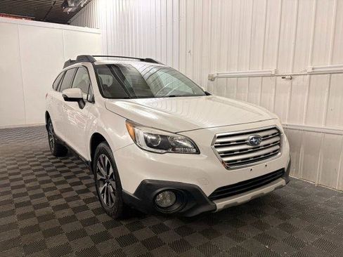 Used 2017 Subaru Outback 3.6R Limited AWD/4WD image 22