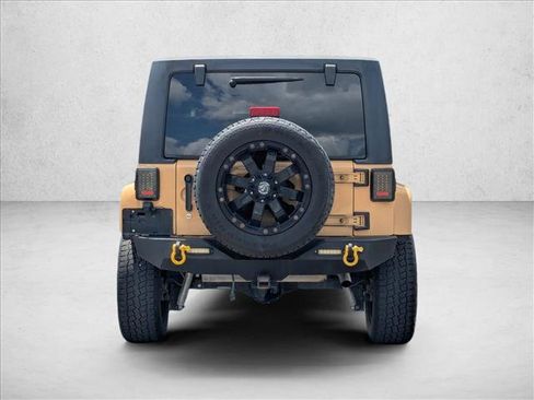 Used 2013 Jeep Wrangler Unlimited Sahara w/ Connectivity Group AWD/4WD image 6