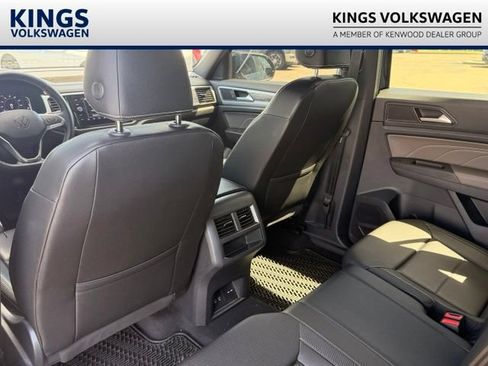 Used 2023 Volkswagen Atlas Cross Sport SE AWD/4WD image 11