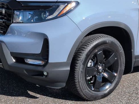 Used 2026 Honda Ridgeline Black Edition image 11
