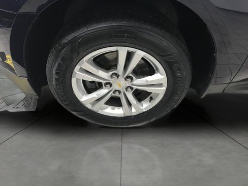 Used 2017 Chevrolet Equinox LS FWD image 4
