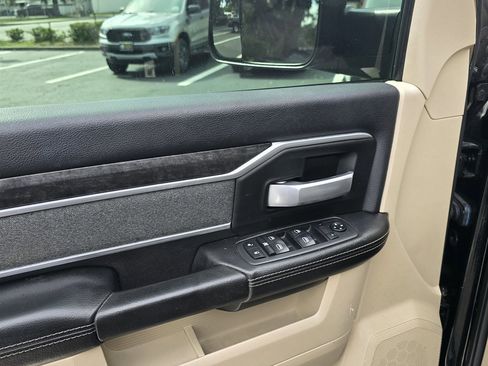 Used 2019 RAM 2500 Big Horn image 13