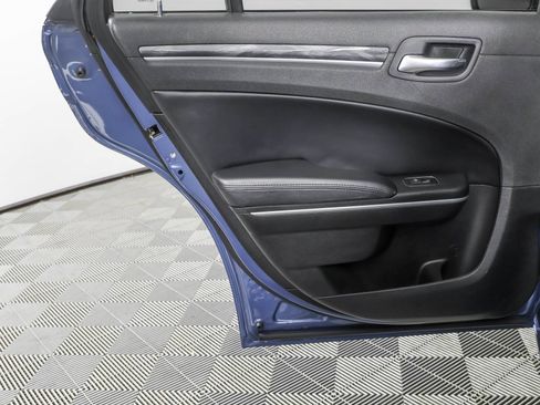 Used 2022 Chrysler 300 Touring w/ Sport Appearance Package RWD image 37