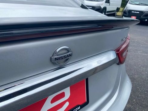 Used 2018 Nissan Maxima Platinum FWD image 35
