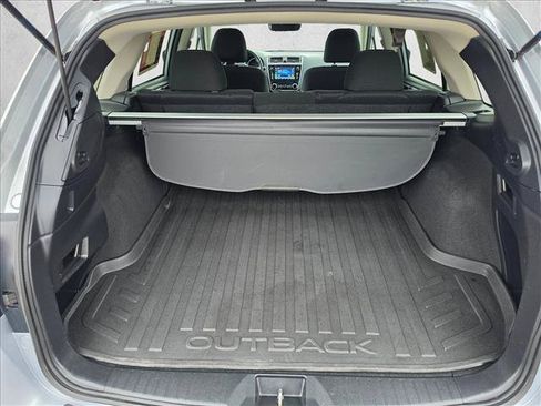 Used 2019 Subaru Outback 2.5i Premium w/ Popular Package #2 AWD/4WD image 15