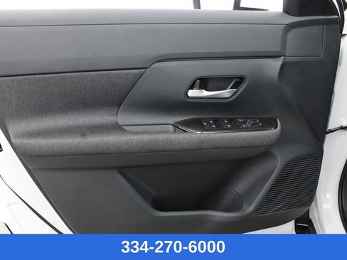 New 2025 Nissan Kicks SV image 13