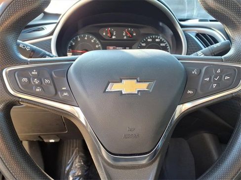 Used 2024 Chevrolet Malibu LT image 30