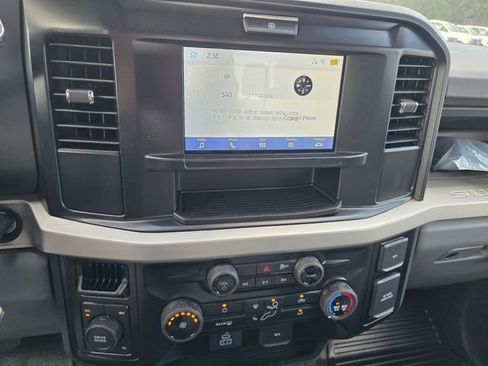 New 2025 Ford F550 4x4 Crew Cab Super Duty image 15