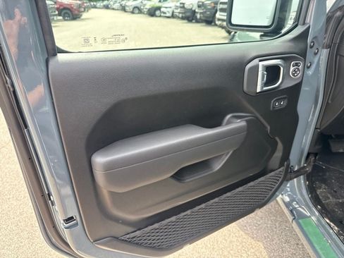 New 2026 Jeep Wrangler Unlimited Sport AWD/4WD image 17