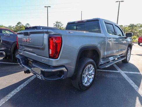 Used 2021 GMC Sierra 1500 SLT AWD/4WD image 4