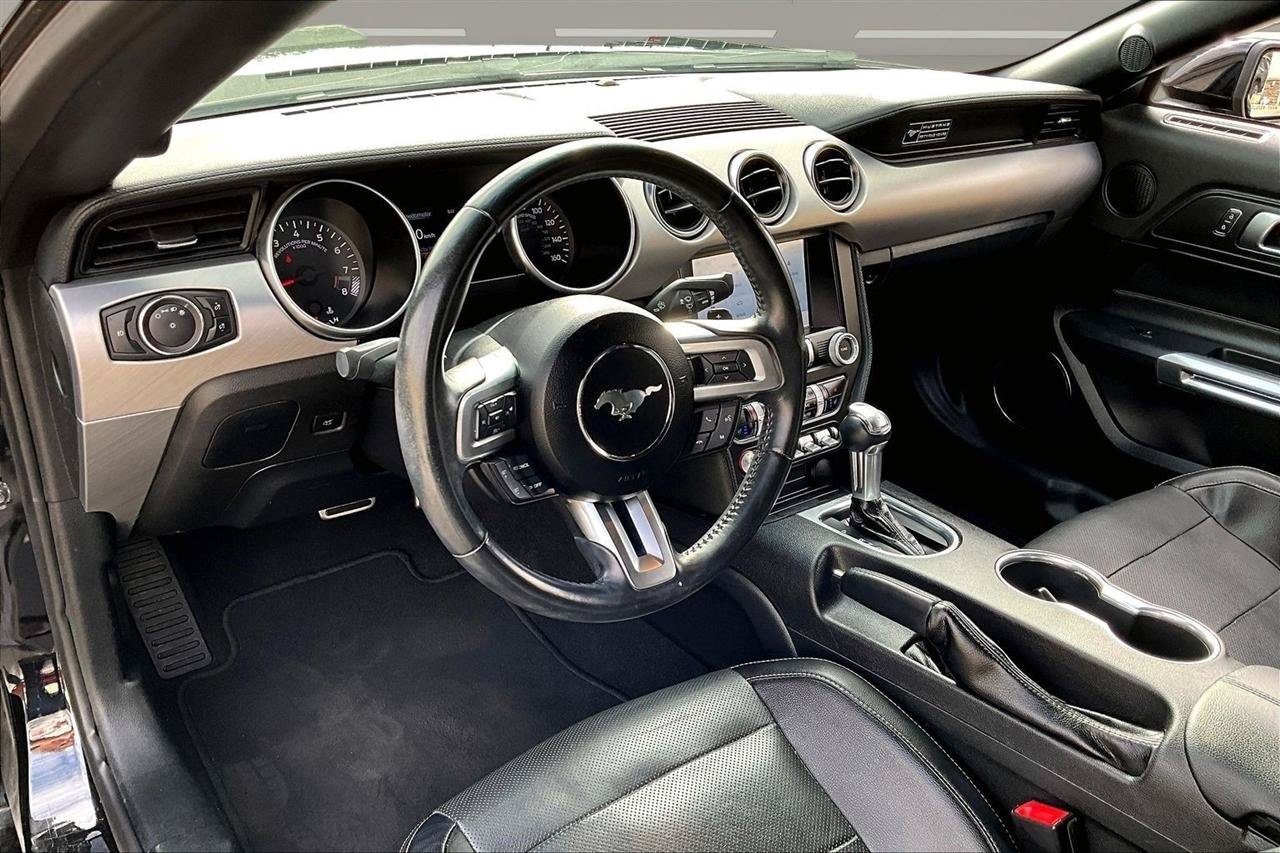 Used 2020 Ford Mustang GT Premium RWD image 17
