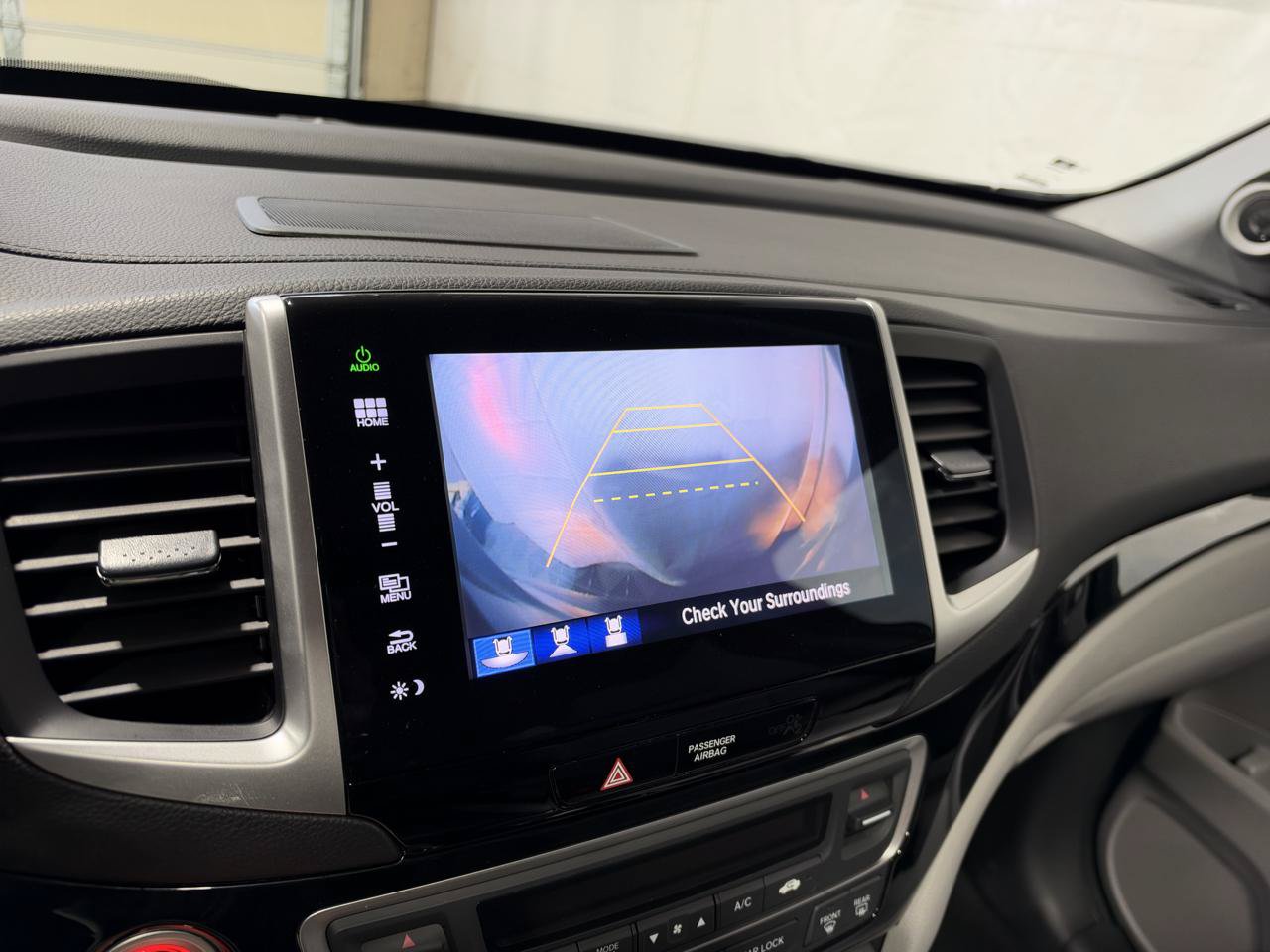 Used 2016 Honda Pilot Touring image 26