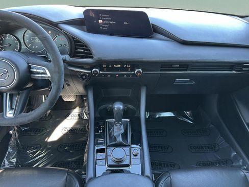 Used 2023 MAZDA MAZDA3 Hatchback w/ Appearance Package AWD/4WD image 13