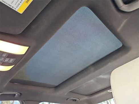 Used 2015 Mercedes-Benz E 350 Sedan image 19