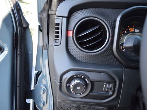 New 2026 Jeep Wrangler Unlimited Rubicon image 27