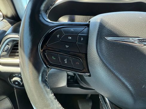 Used 2019 Chrysler Pacifica Touring-L Plus w/ Advanced Safetytec Group image 41