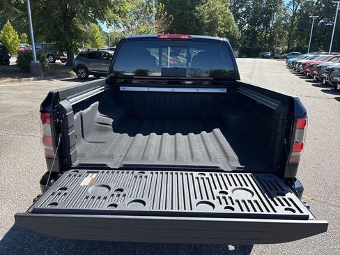 New 2026 Nissan Frontier PRO-4X w/ Pro-4x Convenience Package image 17