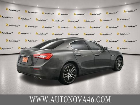 Used 2017 Maserati Ghibli RWD image 9
