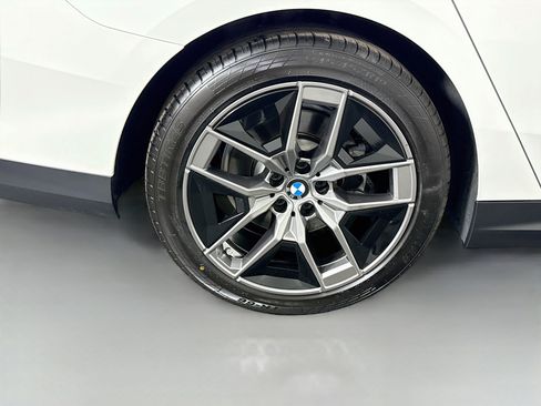 Used 2026 BMW 530i RWD image 33
