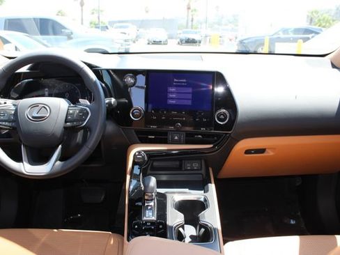 Certified 2025 Lexus NX 250 FWD w/ Premium Package image 10