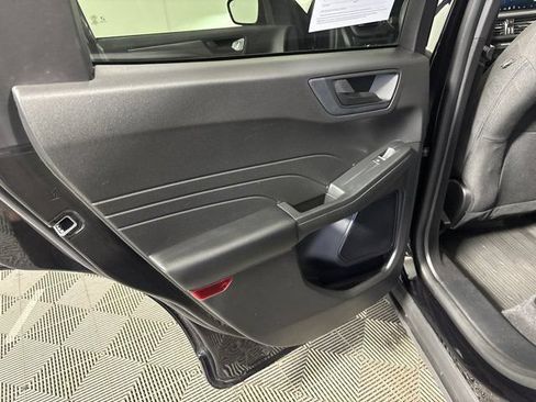 Used 2023 Ford Escape Active w/ Tech Pack #1 AWD/4WD image 23