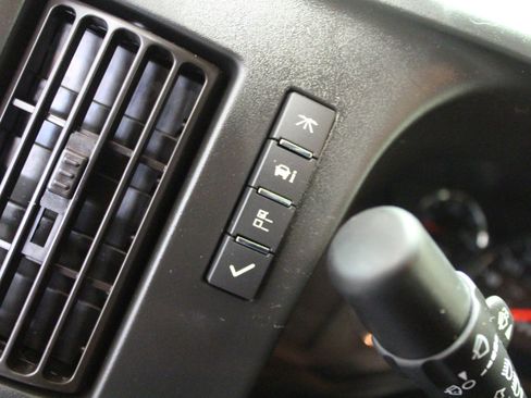 Used 2020 Chevrolet Express 2500 w/ Driver Convenience Package image 12