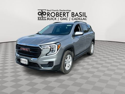 Used 2024 GMC Terrain SLE AWD/4WD image 4