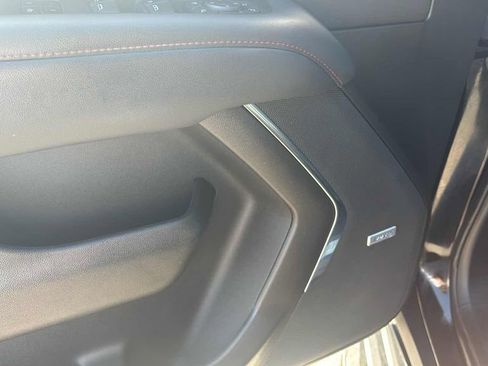 Used 2022 Chevrolet Tahoe RST w/ Luxury Package image 16