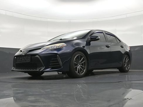 Used 2019 Toyota Corolla SE FWD image 23