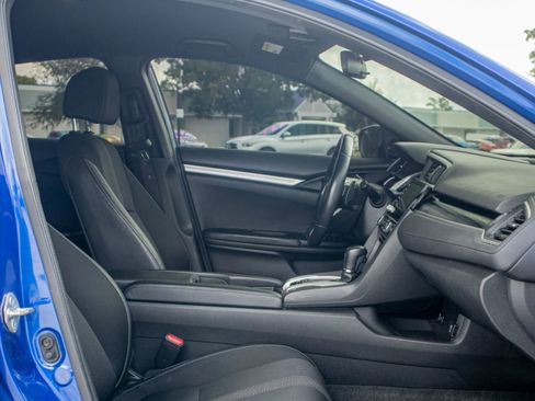 Used 2020 Honda Civic Sport image 17