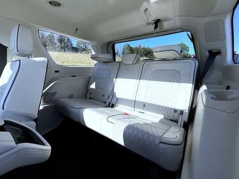 Certified 2023 Lincoln Navigator Black Label image 20