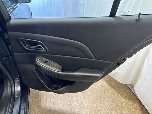 Certified 2015 Chevrolet Malibu LT w/ Power Convenience Package image 23