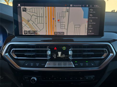 Used 2024 BMW X4 xDrive30i image 17