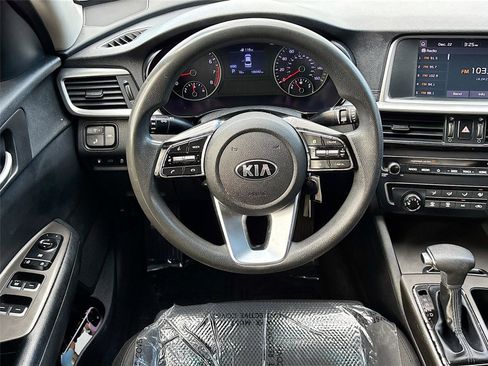 Used 2019 Kia Optima LX image 19