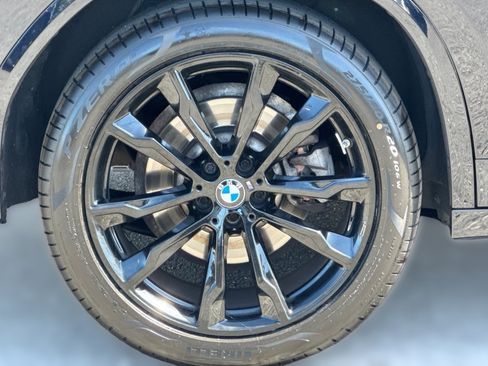 Used 2024 BMW X3 xDrive30i w/ Premium Package AWD/4WD image 12