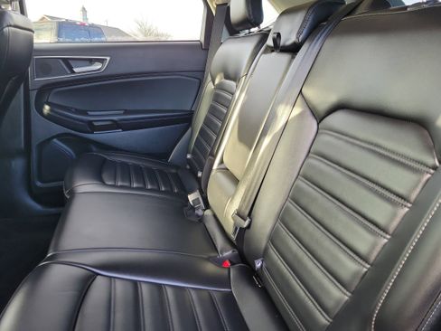 Used 2023 Ford Edge SEL w/ Convenience Package image 12