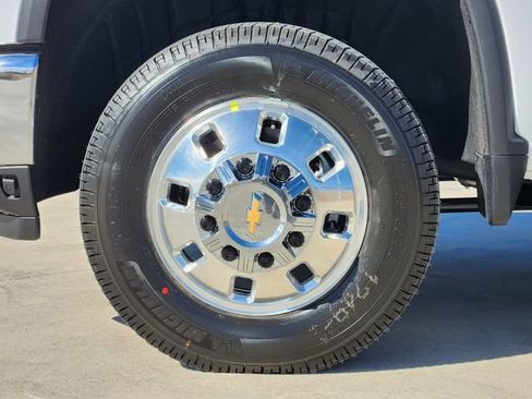 New 2026 Chevrolet Silverado 3500 LTZ w/ LTZ Plus Package AWD/4WD image 9