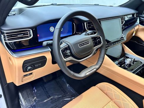 New 2026 Jeep Grand Wagoneer Summit AWD/4WD image 11