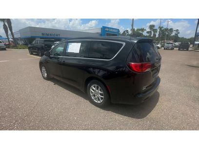 Used 2022 Chrysler Voyager LX