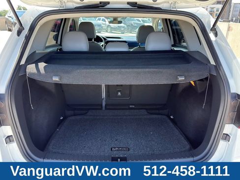 Used 2023 Volkswagen Taos SE w/ Panoramic Sunroof Package FWD image 10