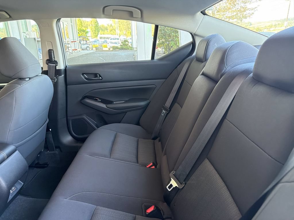 Used 2023 Nissan Altima 2.5 SV FWD image 24